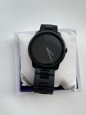 Movado Women’s Black Museum Dial Stainless Steel Bracelet Watch